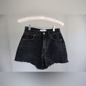Abercrombie Black Denim 90s Relaxed Cutoff Shorts High Rise Curve Love Size 24